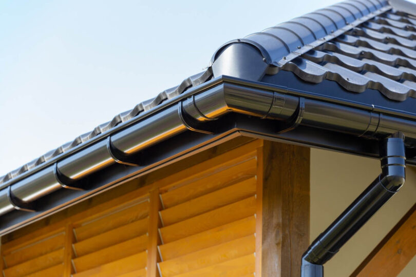 Seamless Aluminum Gutter Installation